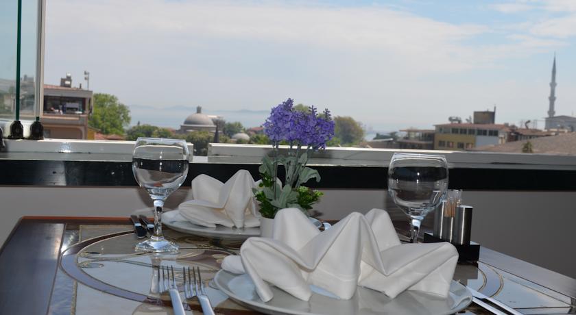 The Istanbul Hotel Екстериор снимка