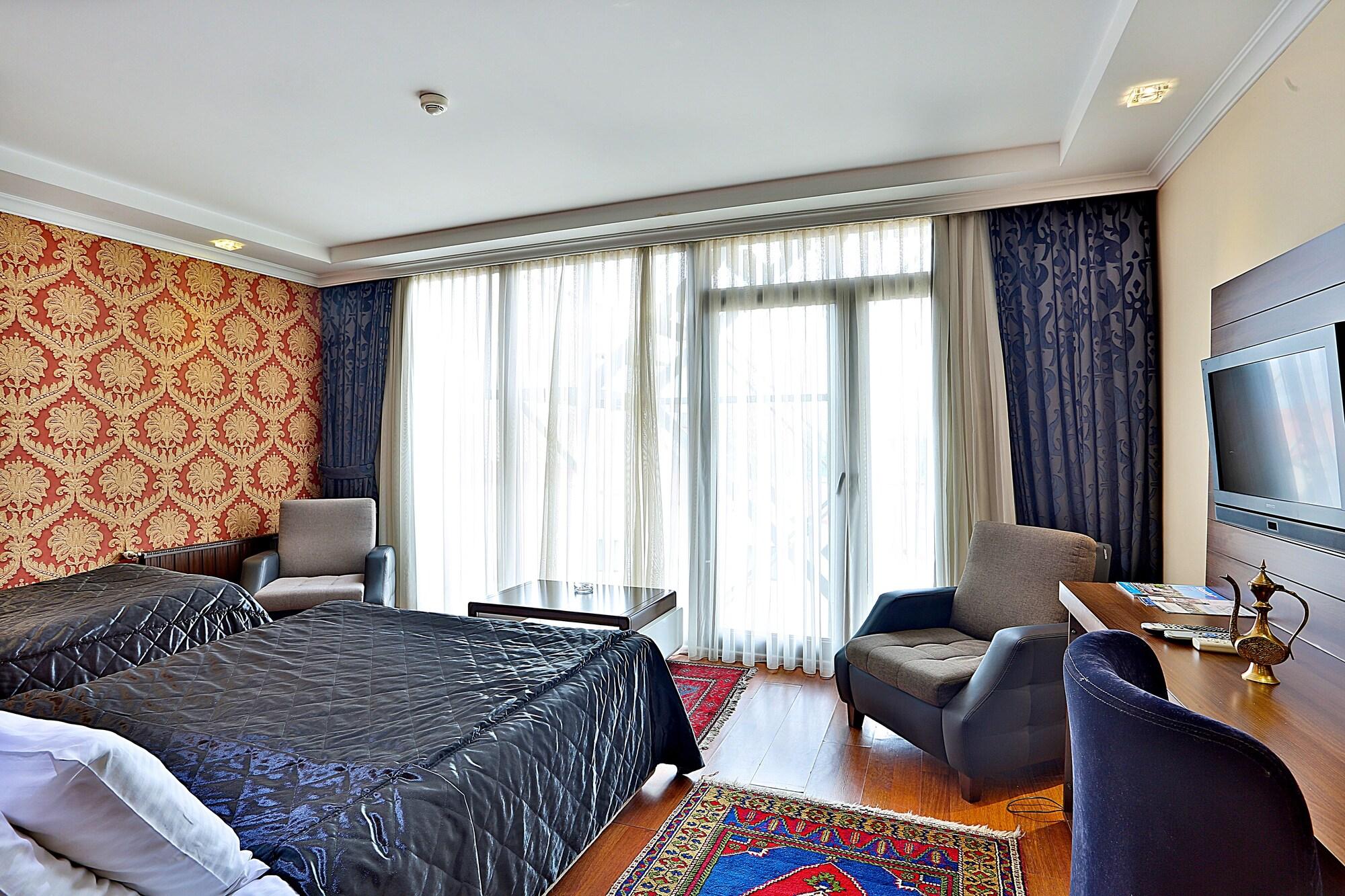 The Istanbul Hotel Екстериор снимка