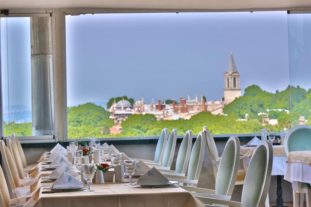The Istanbul Hotel Екстериор снимка
