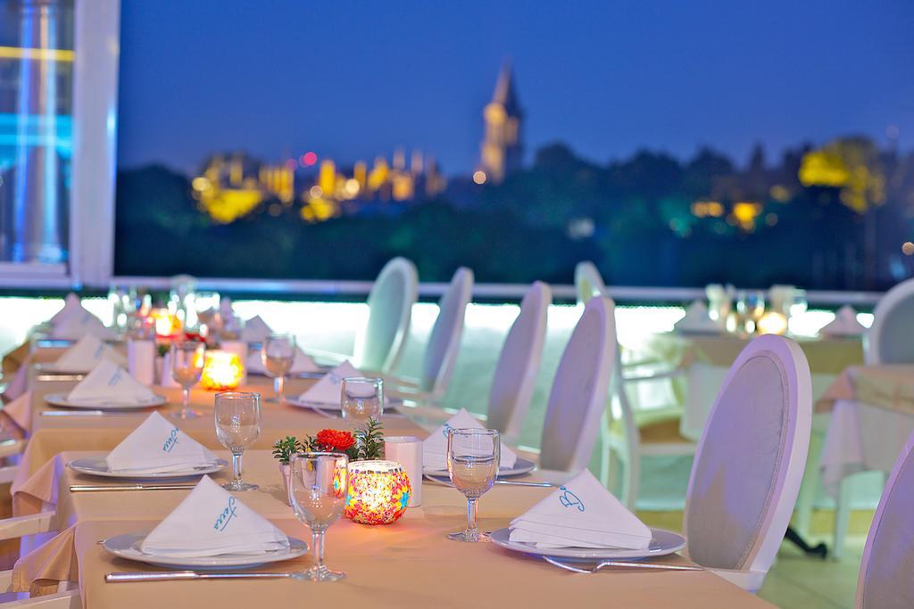 The Istanbul Hotel Екстериор снимка